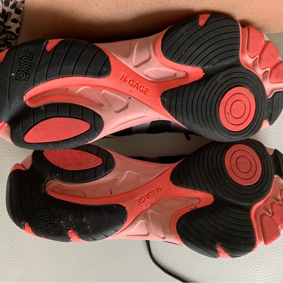 Ryka Black and Pink Athletic Shoes with Mesh Overlays - Picture 4 of 4